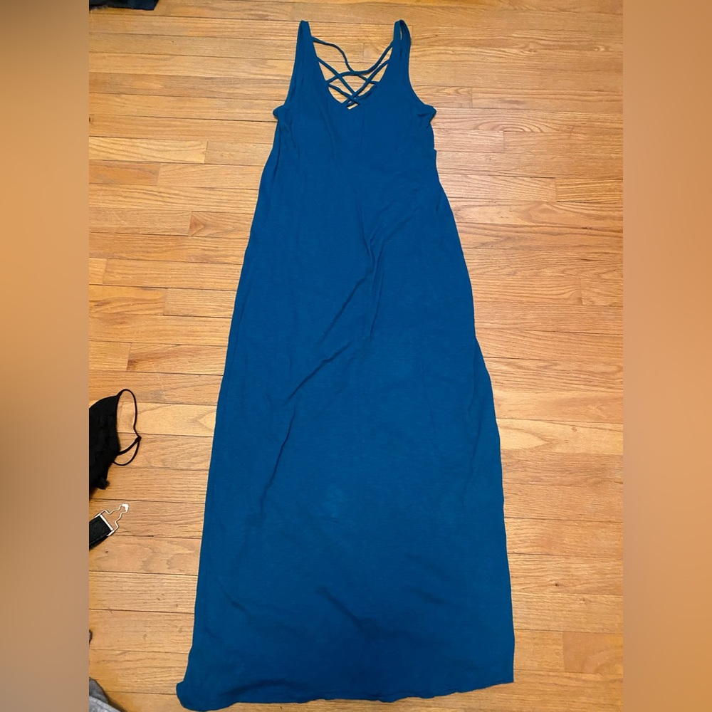 Express Dress - Picture 2 of 3